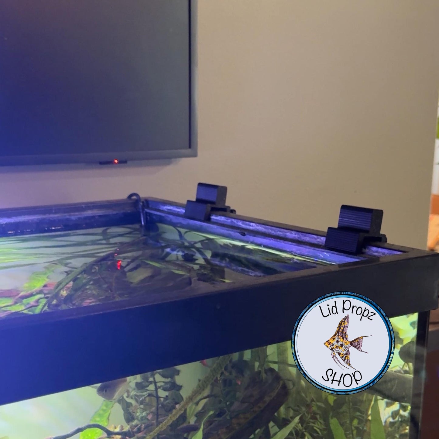 Aquarium fan chiller extension. For larger tanks. Fits up to 220 gallon tank!